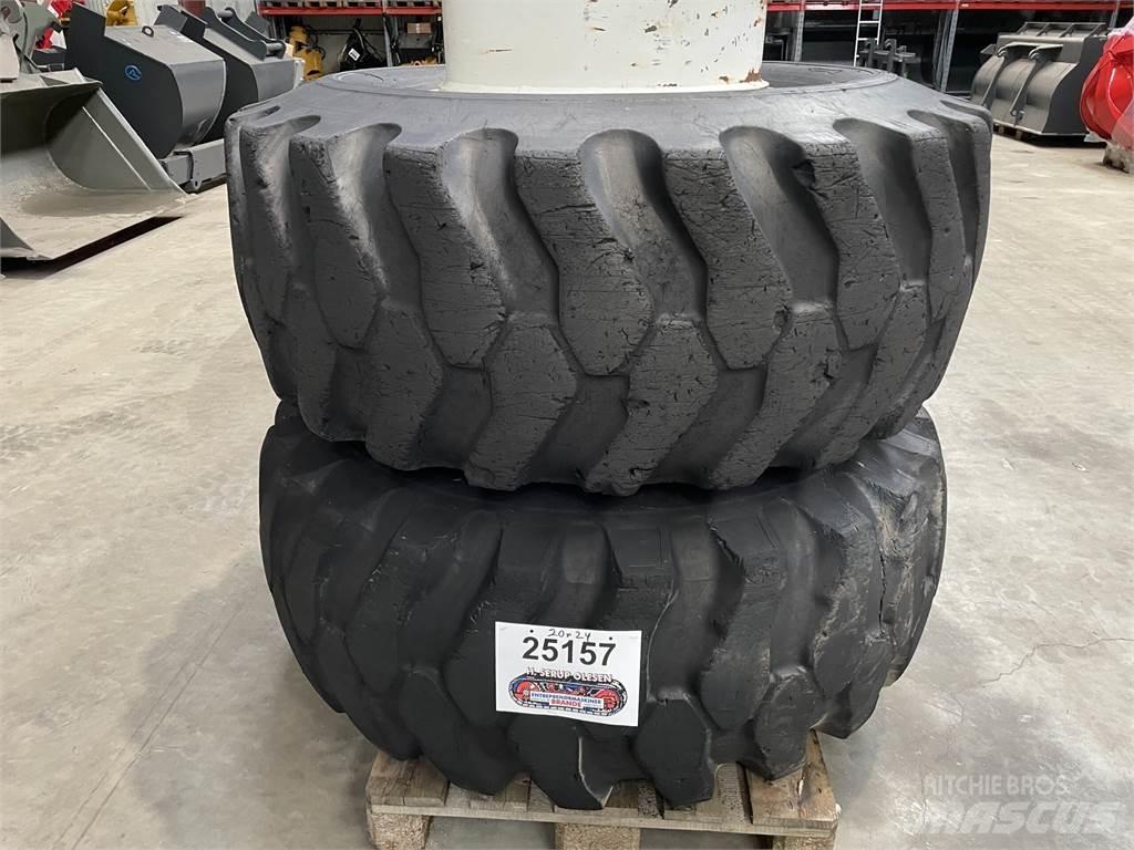  20x24 Dæk på fælg - 2 stk. 輪胎、車輪和輪圈