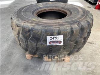  23.5xR25 Bridgestone dæk 輪胎、車輪和輪圈