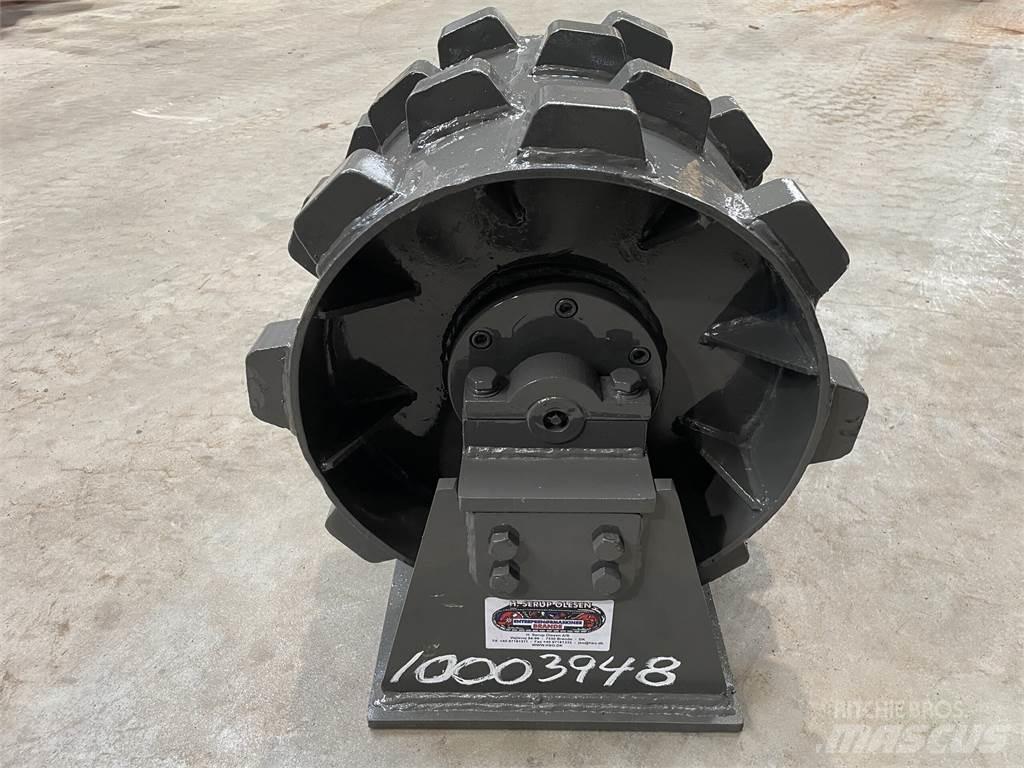  450 mm kompaktorhjul 膠輪滾壓機