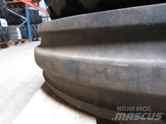 7.50-18 Goodyear dæk - 1 stk. 輪胎、車輪和輪圈