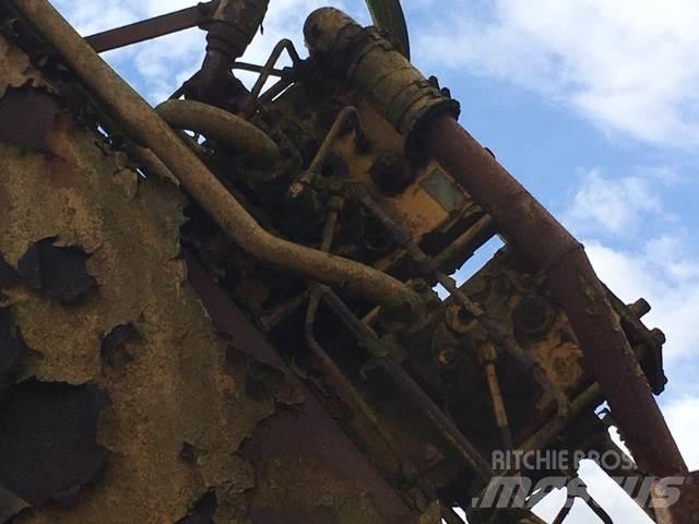 Brøyt X30T til ophug 履帶式 挖土機/掘鑿機/挖掘機