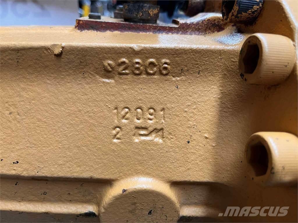 CASE 695SR bagaksel 軸