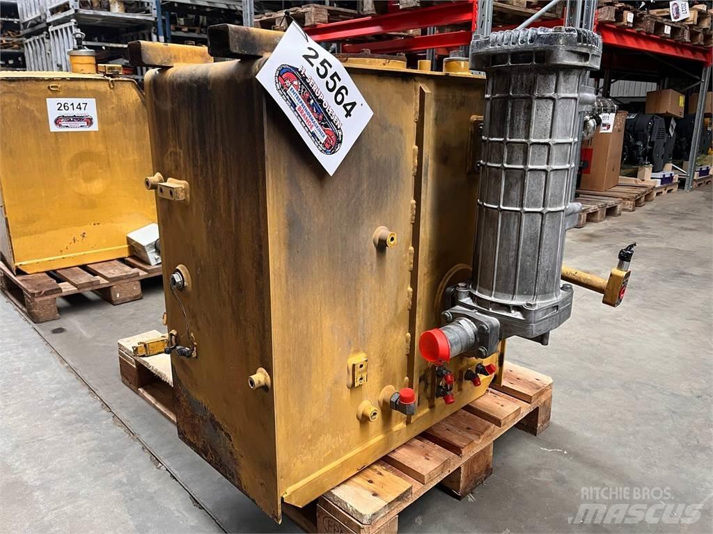 CAT 323D hydrauliktank 油壓