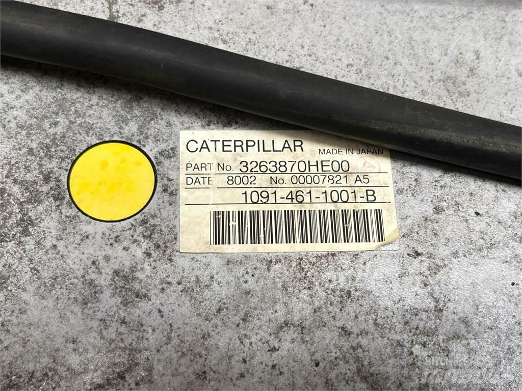 CAT 323D køler 引擎/發動機