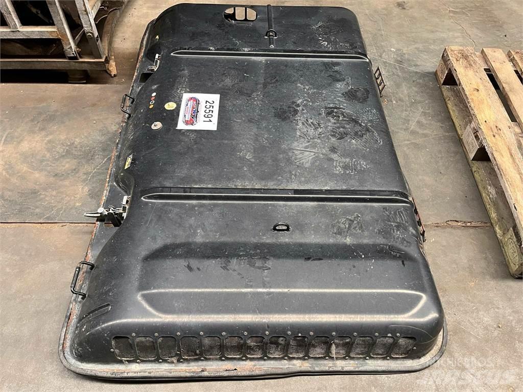 CAT 323D motorhjelm 其他組件