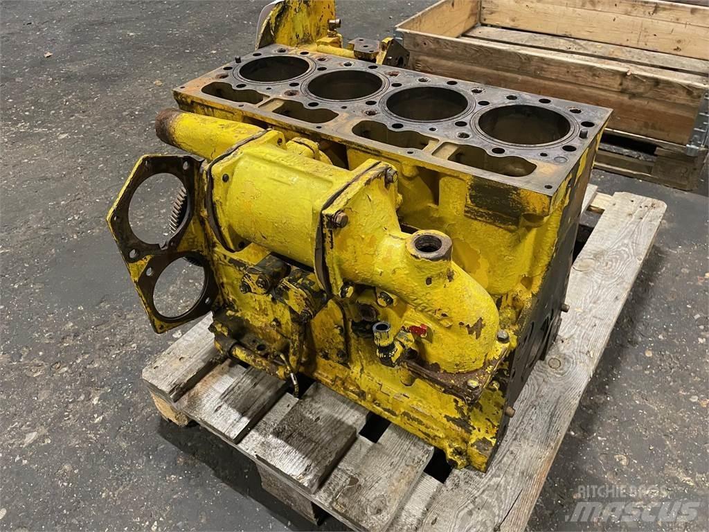 CAT 3304 motorblok 引擎/發動機
