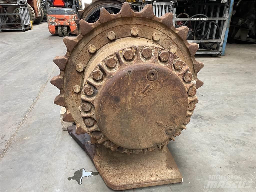 CAT 330B Køregear 傳動裝置