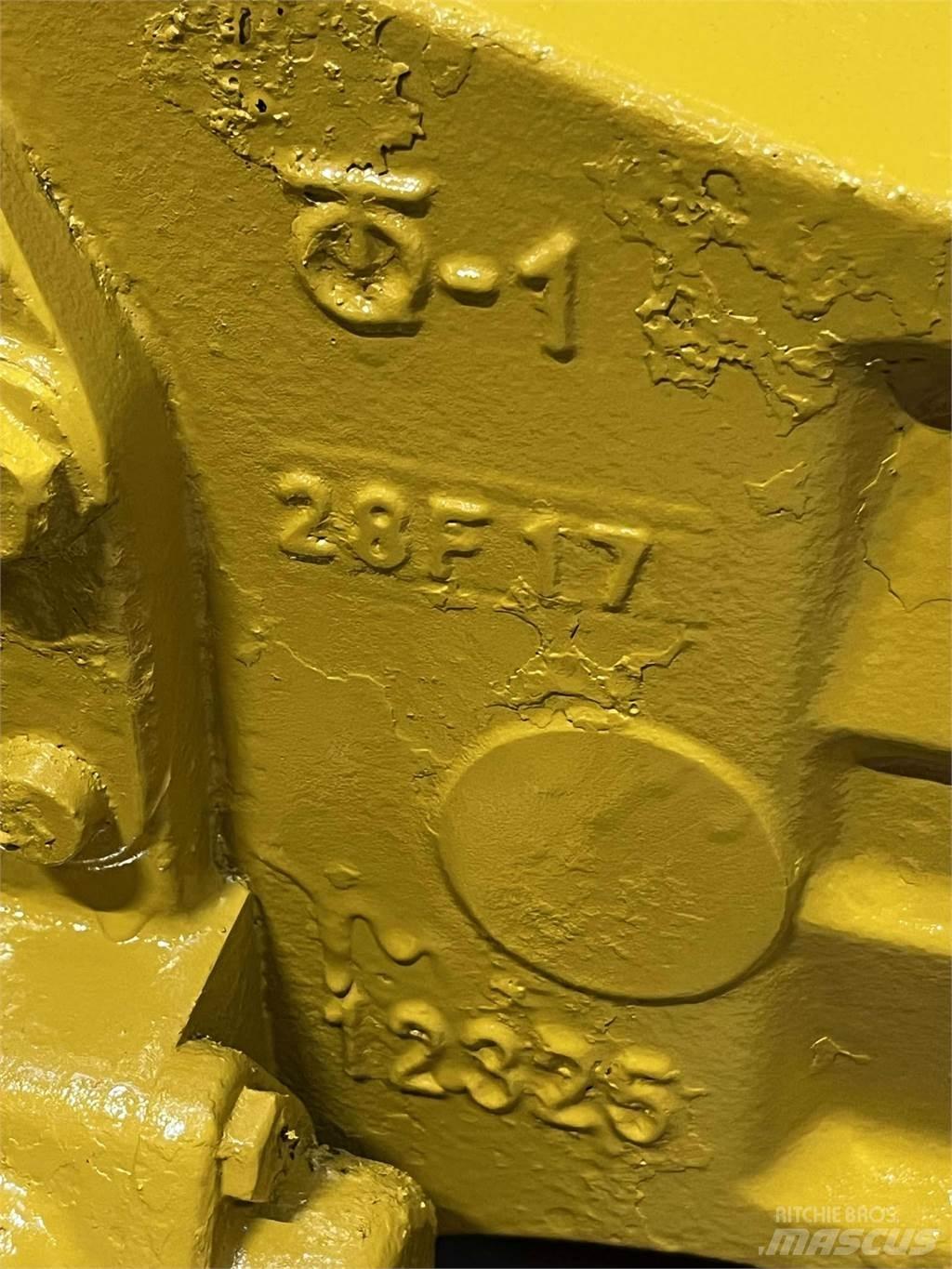 CAT 908M Bagaksel 軸