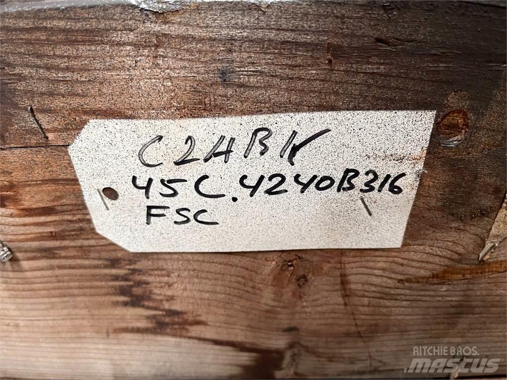 Clark 45C transmission 傳動裝置