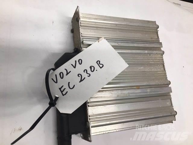  El-bokse ex. Volvo EC230B 電子設備