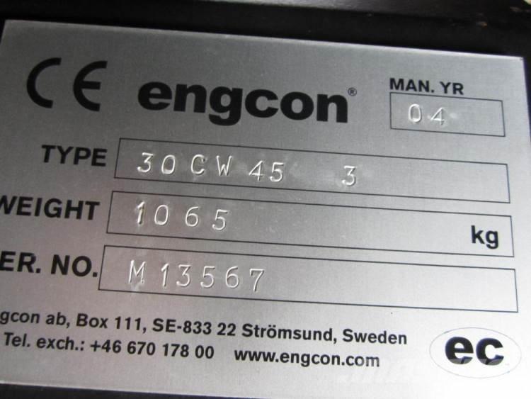 Engcon EC30 tiltrotator 快速連結器