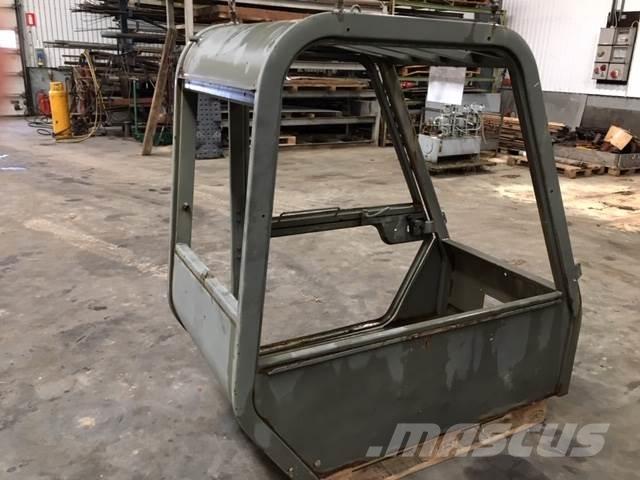  Førerhus ex. Manitou MT430 其他組件