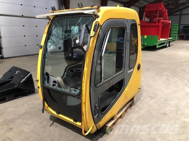  Førerhus ex. Volvo EC240LC 其他組件