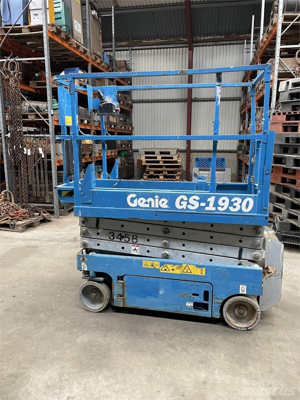 Genie GS-1930 sakslift 伸縮臂高空作業車