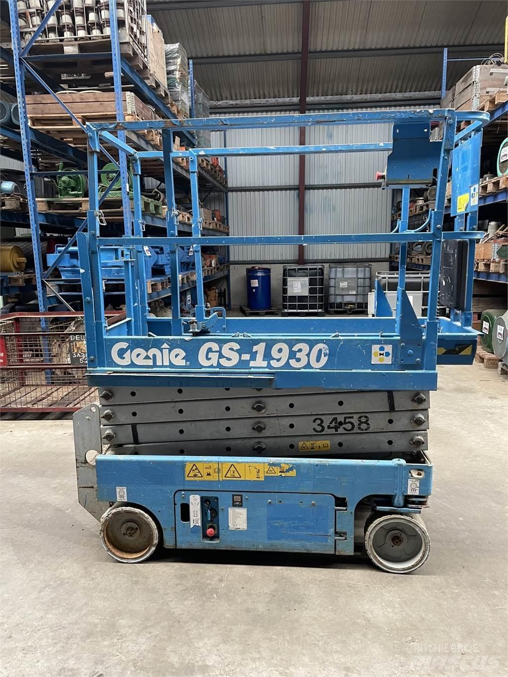 Genie GS-1930 sakslift 伸縮臂高空作業車