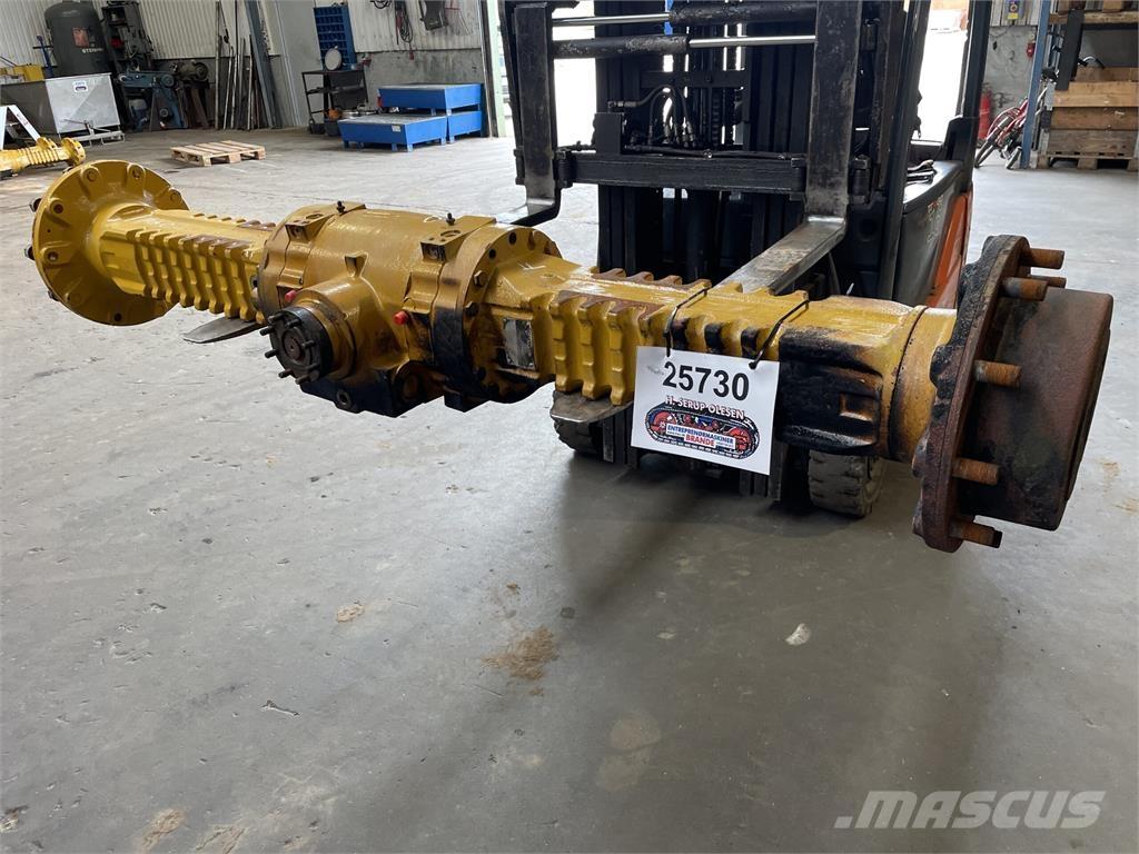 Hydrema 906C frontaksel 軸