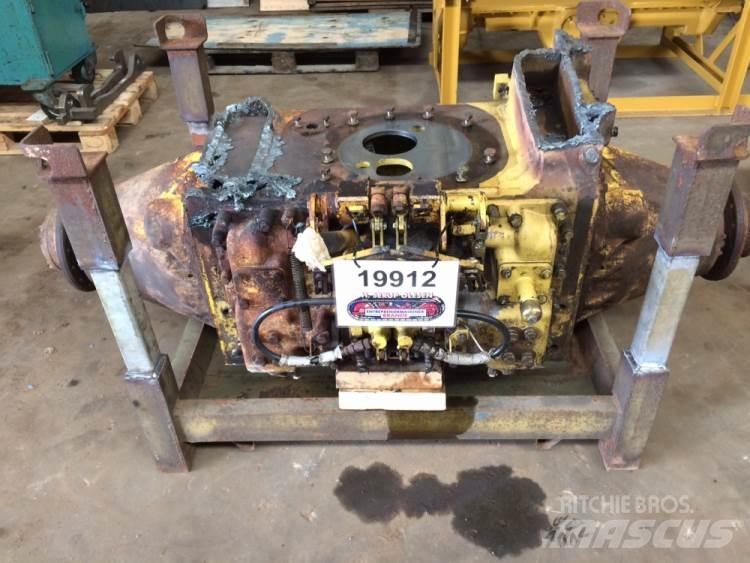 Komatsu D37P-5 Køregear 傳動裝置