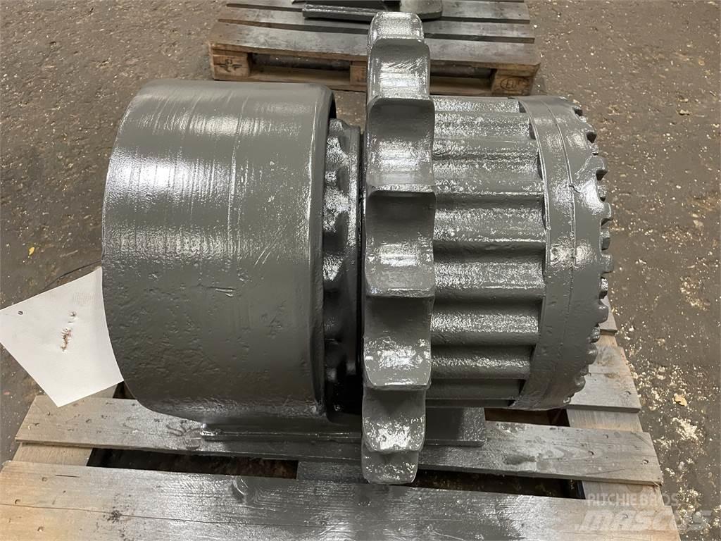 Komatsu PC180LC-3 Køregear 傳動裝置