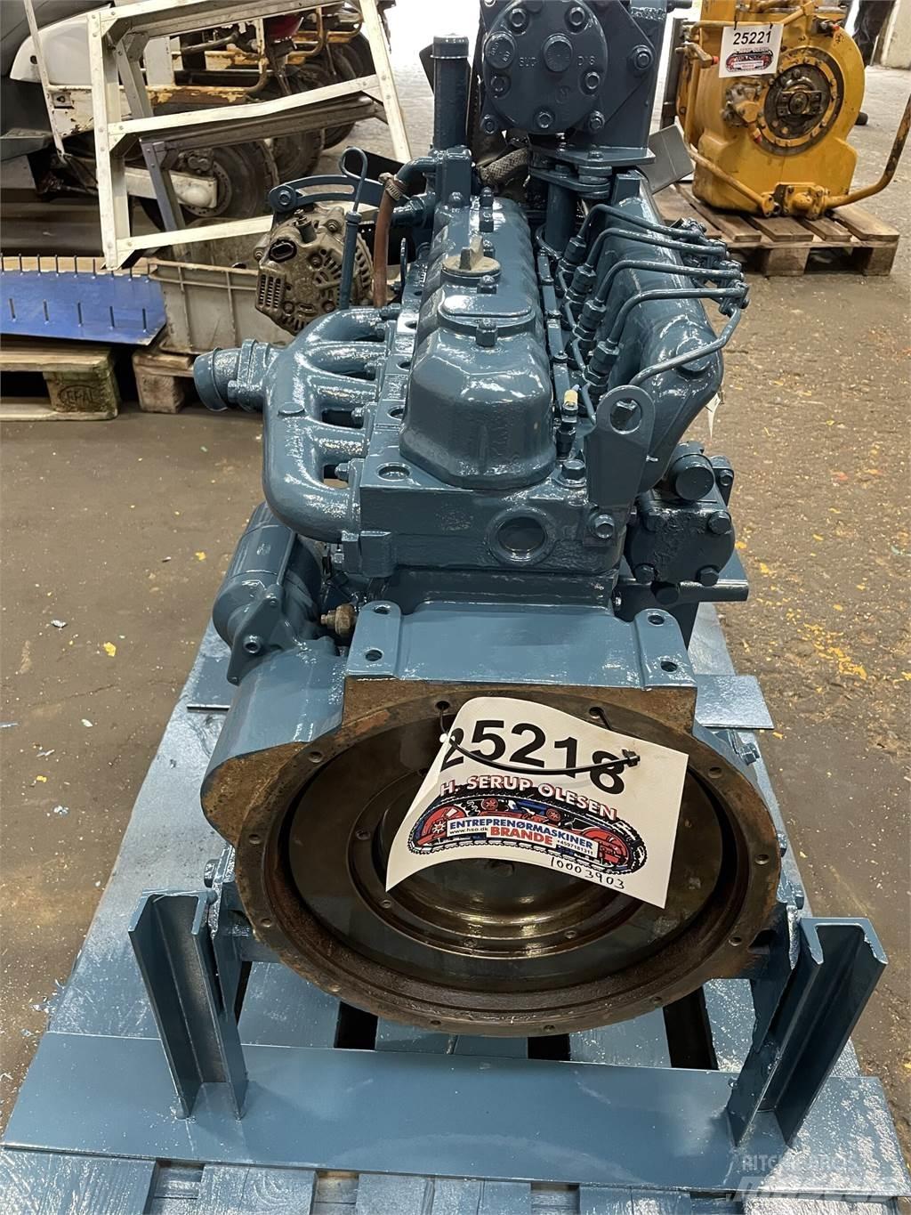 Kubota F2803 motor - 5 cyl. 引擎/發動機