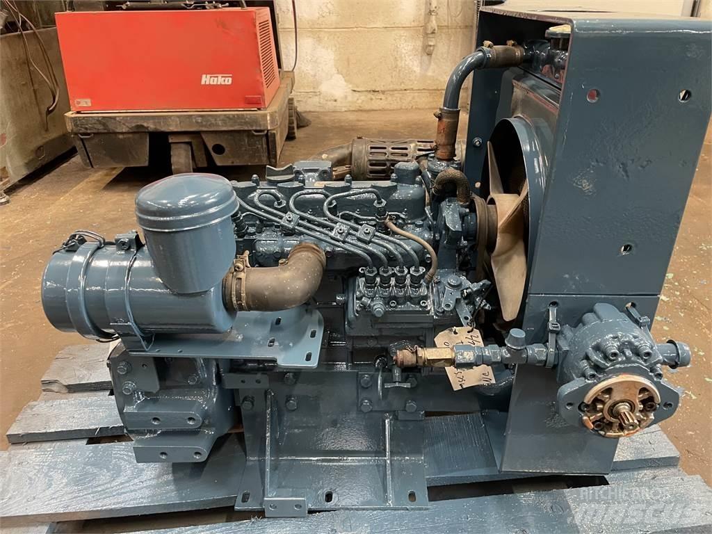 Kubota V800 motor - 4 cyl. 引擎/發動機