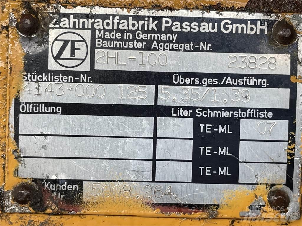 Liebherr A902 Køregear 傳動裝置