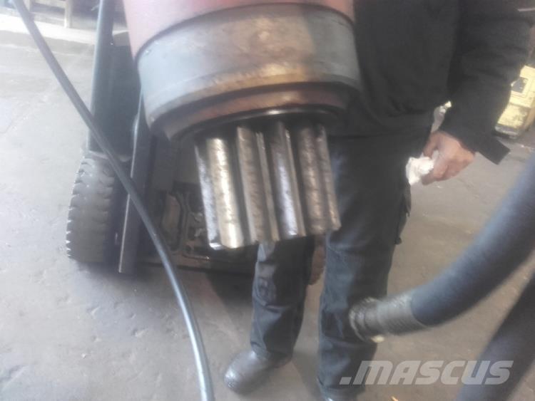 Liebherr R932 Krøjegear 傳動裝置