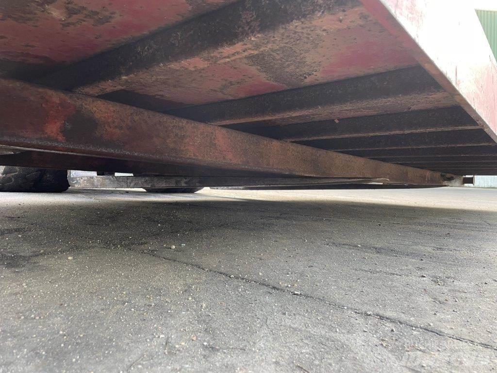  Maskintrailer med wirehejs 地架式半拖車