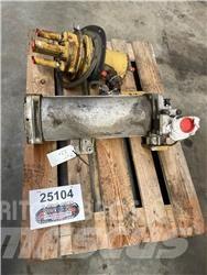  Motoroliekøler ex. Cat 330B 引擎/發動機