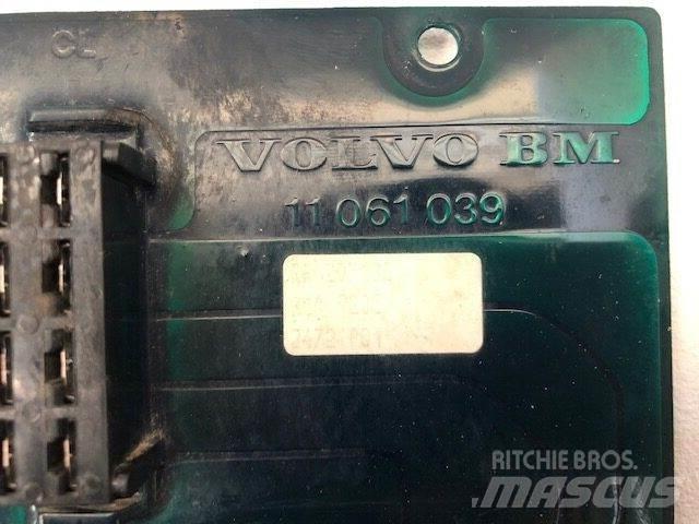  Printplade, Volvo 11061039 電子設備