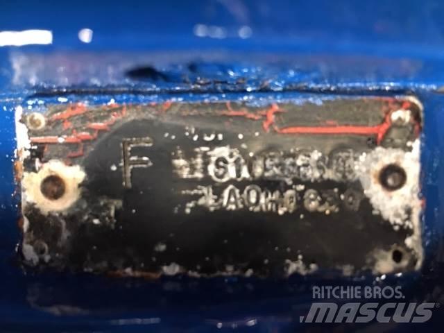  Spil, hydr. med wire 吊車起重機、絞車吊貨機和物料升降機
