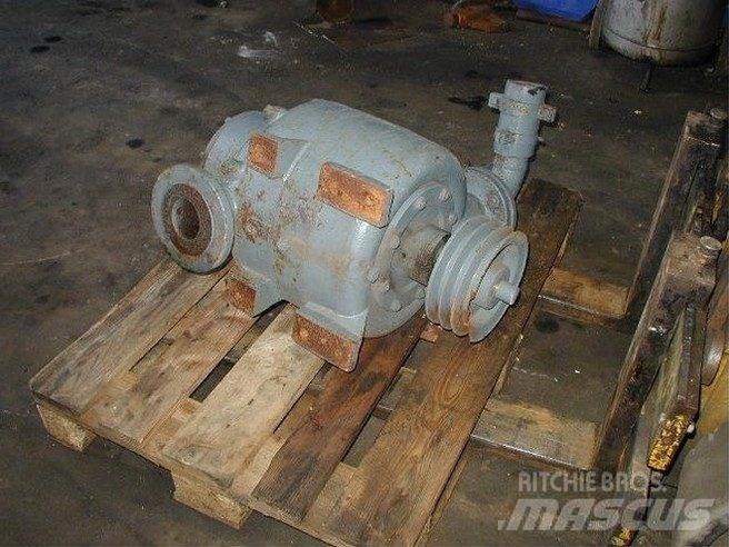  Svanehøj pumpe no. 4060 水泵浦