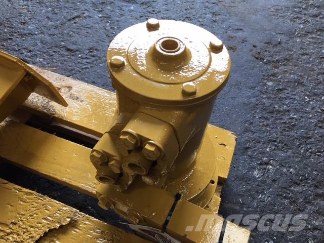 Svirvel ex. Cat 320L 其他組件