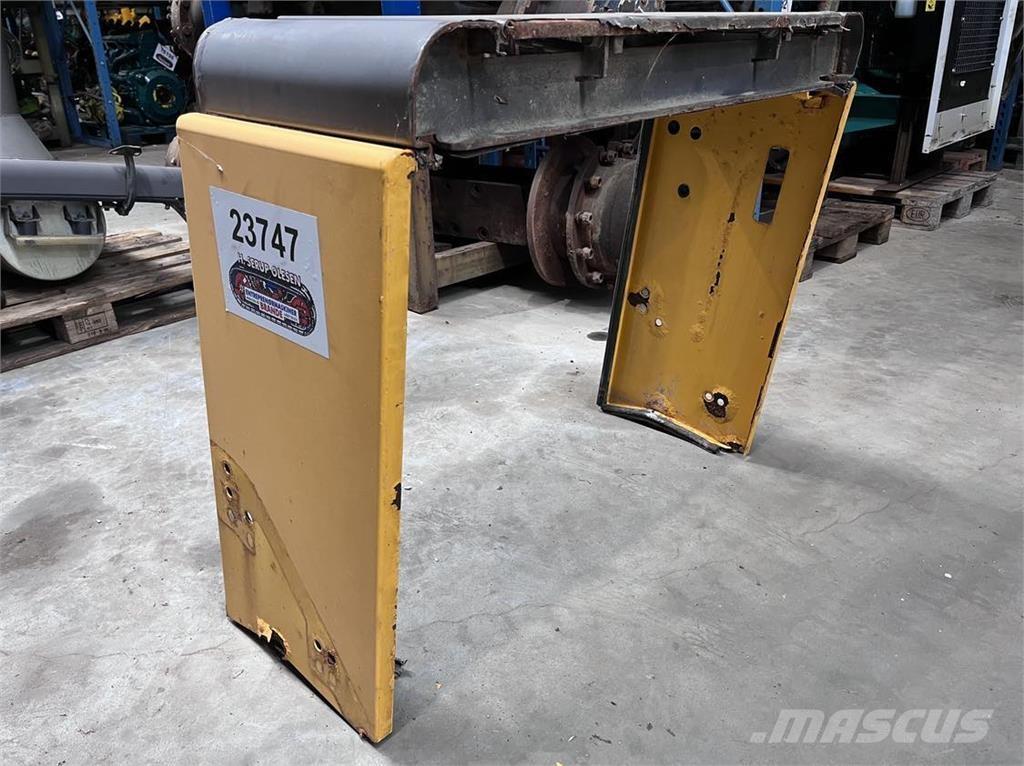  Top - & sideplade, Volvo L90E 其他組件