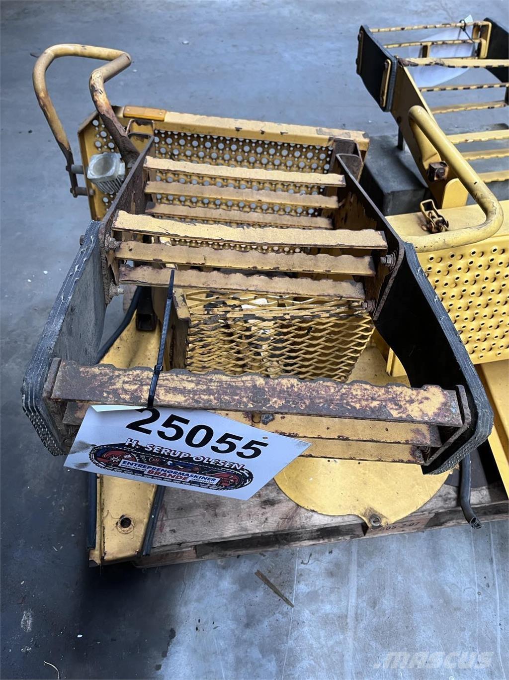 Trappe, Volvo L90E 其他組件