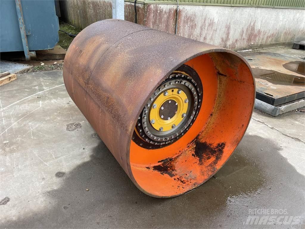  Trommel ex. Dynapac CC232 雙輪滾壓機