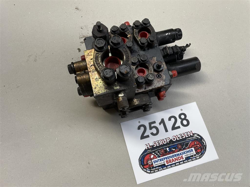  Ventilblok ex. Volvo L120F 油壓