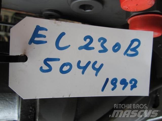 Volvo 230B Krøjegear 其他
