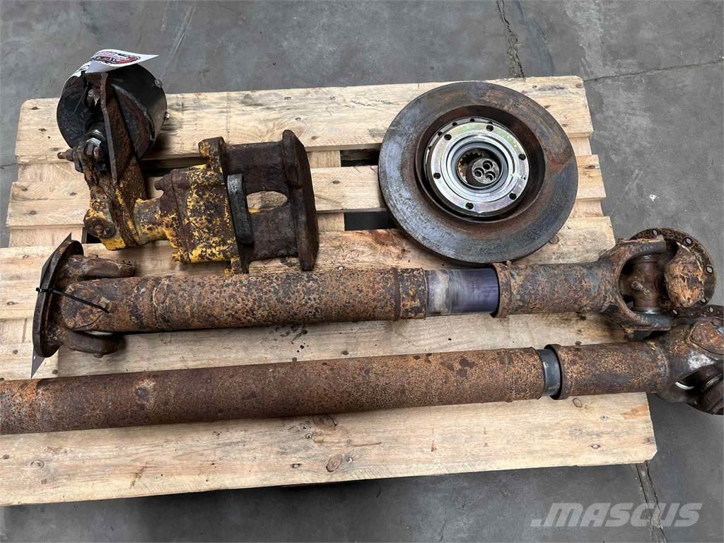 Volvo A25C 6x6 kardan 其他組件