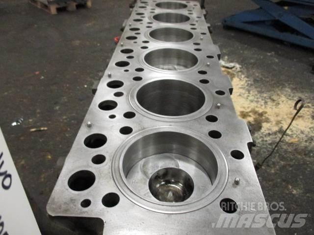 Volvo D100 short blok 引擎/發動機
