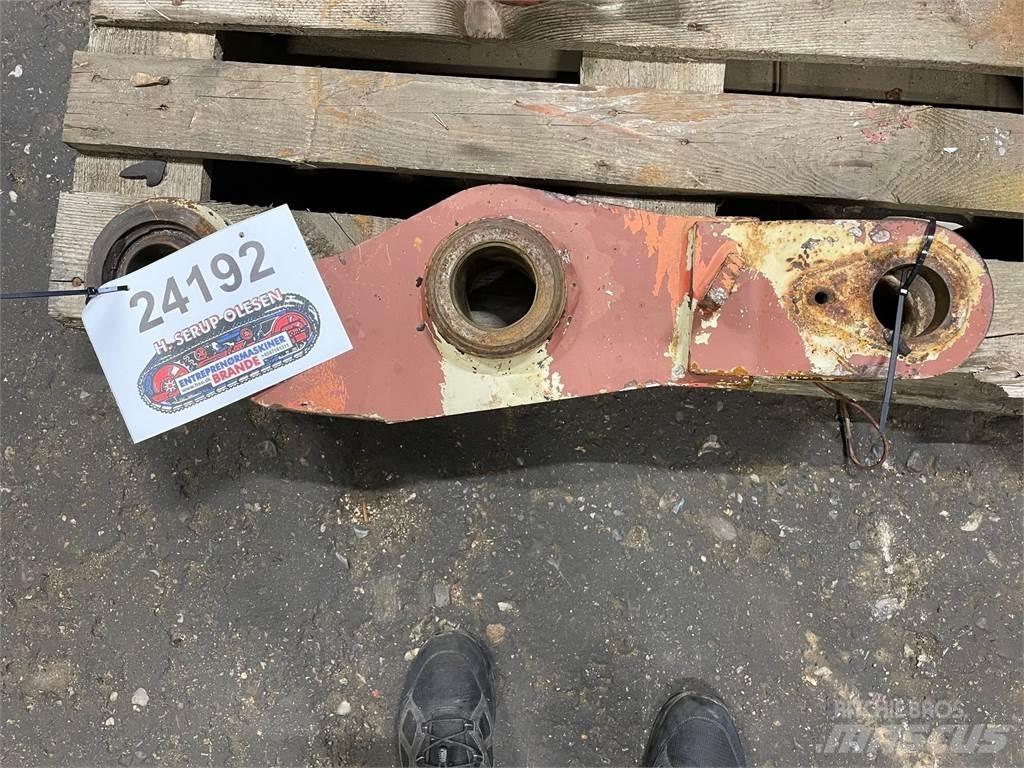 Volvo L120 Link Arm 其他組件