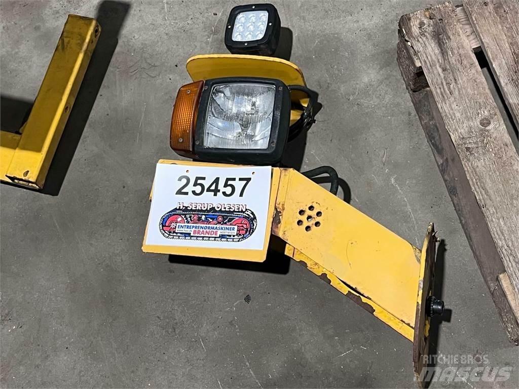 Volvo L120F frontlygte 電子設備