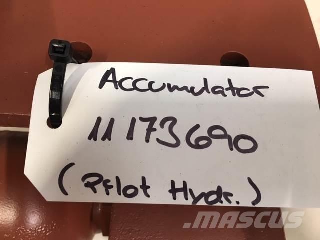 Volvo L180E Accumulator 油壓