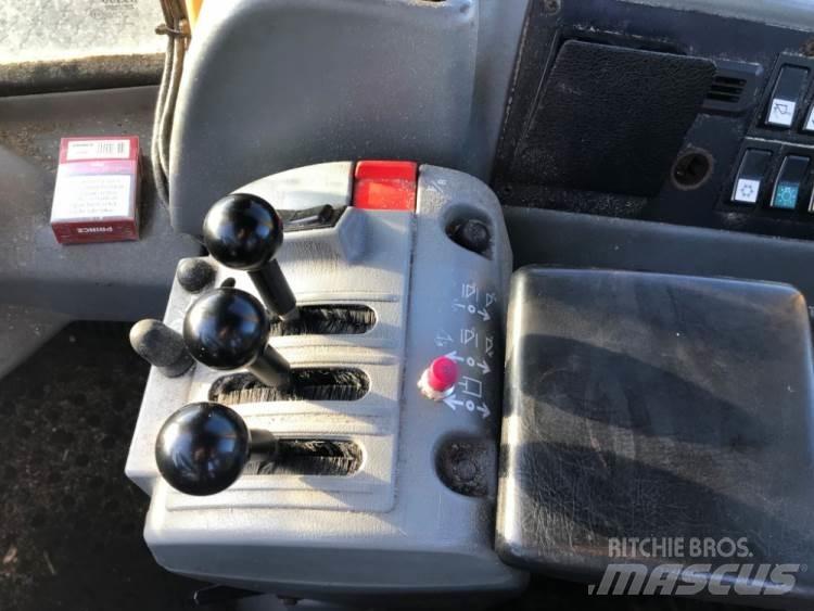 Volvo L180E til ophug 輪胎式裝載機