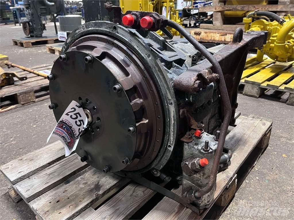 ZF transmission 傳動裝置