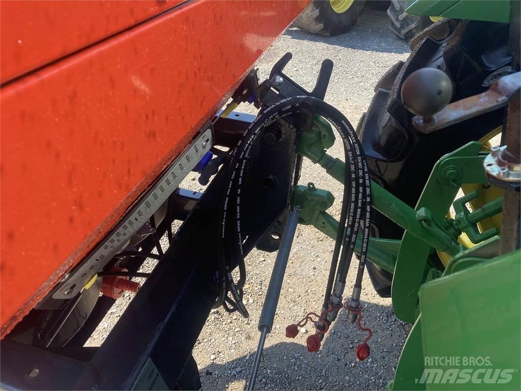 Kuhn MDS 礦物撒布機