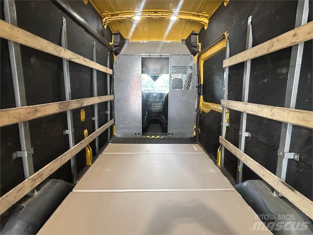 Ford Transit 250 皮卡.傳統半斗卡車/側卸板