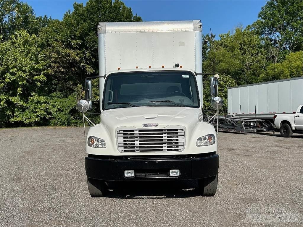 Freightliner M2 貨箱式卡車