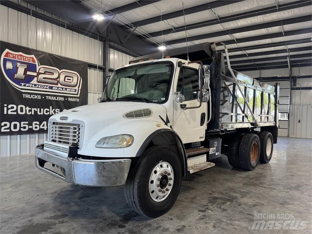 Freightliner M2 傾卸式卡車