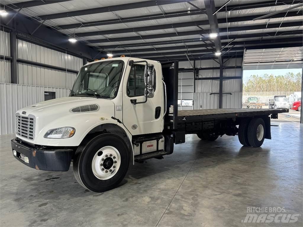 Freightliner M2 106 平板式/側卸式卡車