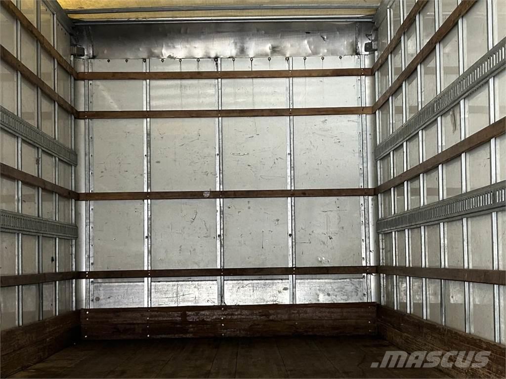 International 4300 貨箱式卡車